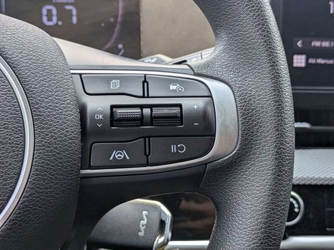 Used 2023 Kia Sportage LX FWD image 25
