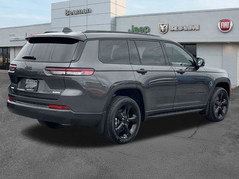 Used 2025 Jeep Grand Cherokee L Altitude AWD/4WD image 7