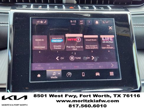 Used 2025 Jeep Grand Cherokee Altitude AWD/4WD image 16