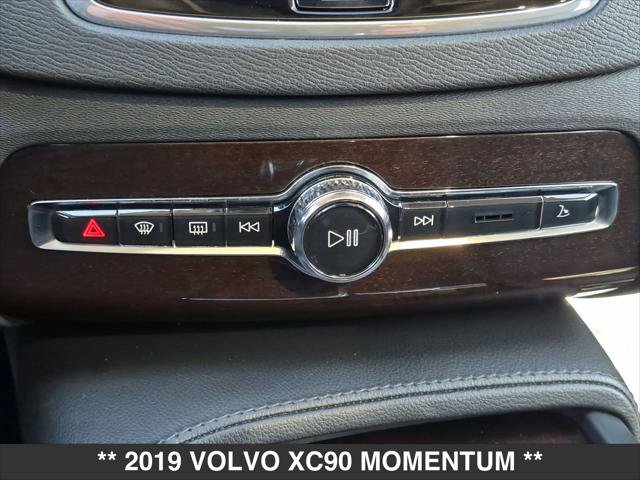 Used 2019 Volvo XC90 T5 Momentum w/ Advanced Package AWD/4WD image 14