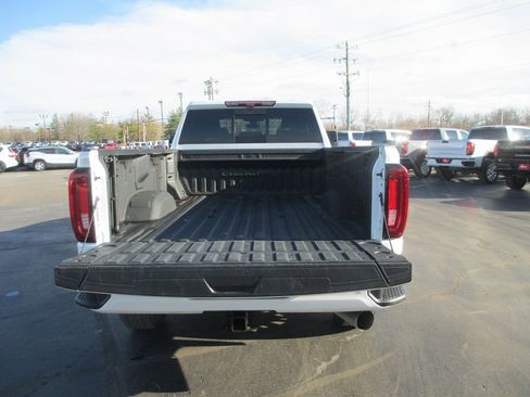 Used 2023 GMC Sierra 3500 Denali w/ Denali Ultimate Package image 8