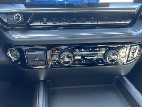 Certified 2024 Chevrolet Silverado 3500 High Country w/ High Country Premium Package AWD/4WD image 24