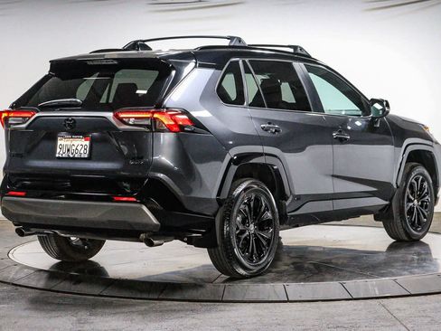 Certified 2025 Toyota RAV4 XSE w/ Advanced Technology Package AWD/4WD image 4