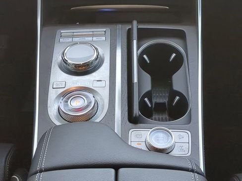 Used 2024 Genesis GV80 3.5T w/ Advanced Package image 18