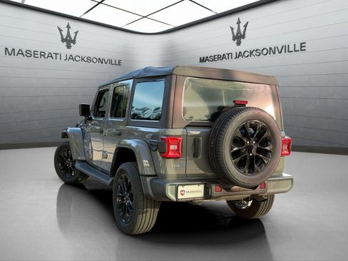 Used 2021 Jeep Wrangler Unlimited Sahara image 3