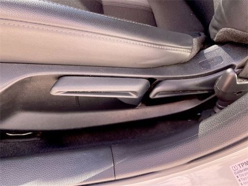 Used 2024 Honda Civic Sport image 12