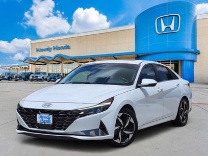 Used 2023 Hyundai Elantra Limited
