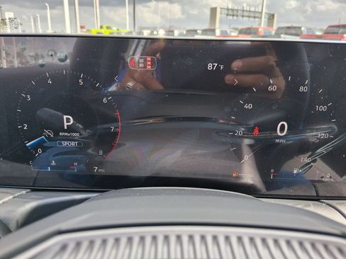 New 2026 Nissan Kicks SR w/ Cold Weather Package FWD image 13