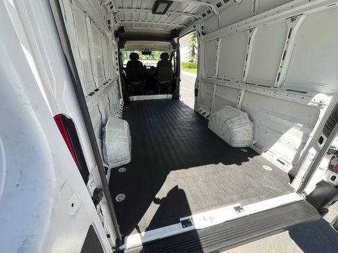 Used 2023 RAM ProMaster 3500 w/ Driver Convenience Group FWD image 32