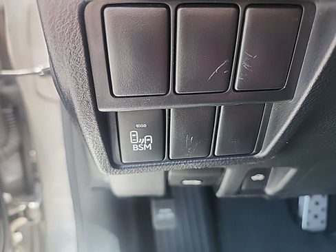 Used 2015 Lexus IS 250 w/ F-Sport Package RWD image 9