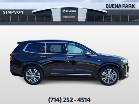 Used 2025 Cadillac XT6 Premium Luxury w/ Technology Package image 9