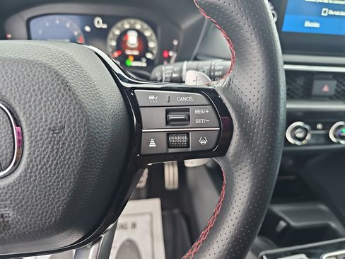 Certified 2025 Acura ADX A-Spec image 19