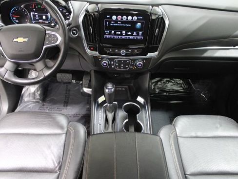 Used 2018 Chevrolet Traverse Premier AWD/4WD image 2