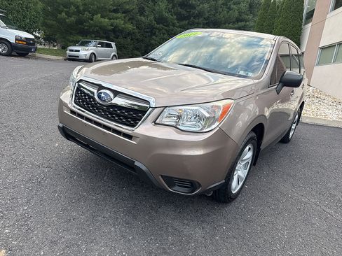 Used 2014 Subaru Forester 2.5i AWD/4WD image 12
