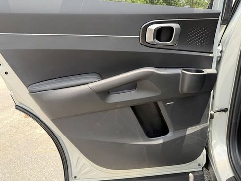Certified 2026 Kia Sorento EX w/ EX Premium Package FWD image 34