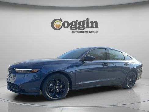 New 2025 Honda Accord SE image 1