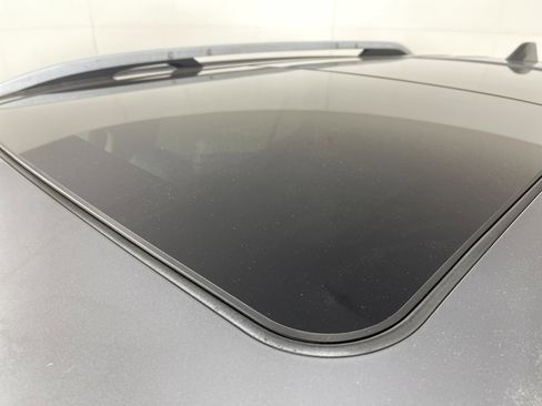 Used 2018 GMC Terrain Denali w/ Advanced Safety Package image 6