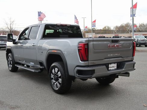 New 2026 GMC Sierra 3500 Denali image 5