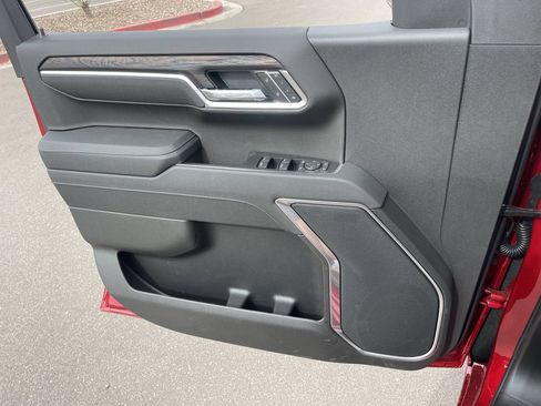 New 2026 GMC Sierra 1500 SLT AWD/4WD image 23
