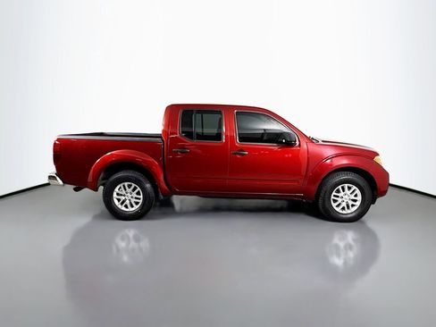 Used 2016 Nissan Frontier SV image 4