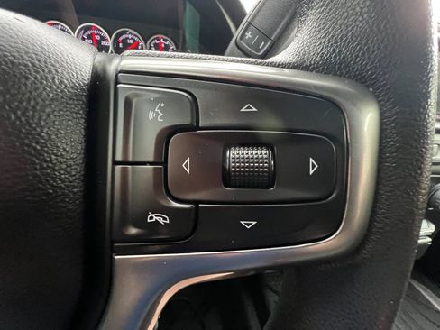 Used 2022 Chevrolet Silverado 1500 Custom w/ Safety Confidence Package AWD/4WD image 26
