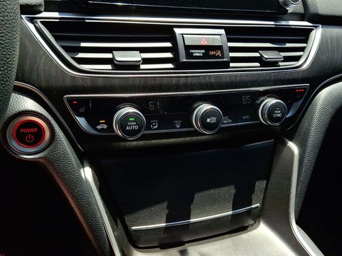 Used 2021 Honda Accord EX image 16