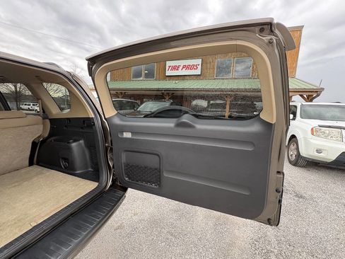 Used 2011 Toyota RAV4 4WD w/ Base L4 Extra Value Pkg image 31