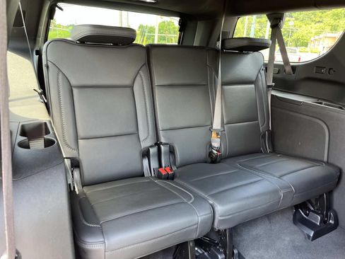 Used 2024 GMC Yukon XL Denali AWD/4WD image 21