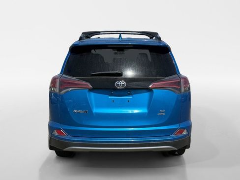 Used 2017 Toyota RAV4 SE w/ Power Special Value Package AWD/4WD image 5