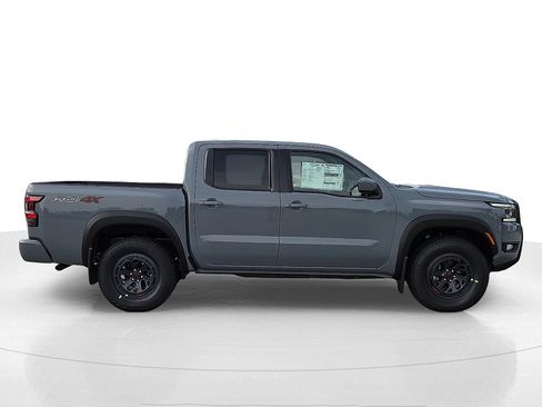 New 2025 Nissan Frontier PRO-4X image 6