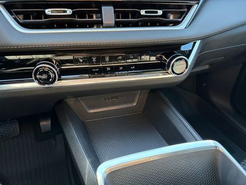 New 2026 Chevrolet Equinox LT w/ Safety and Technology Package image 27