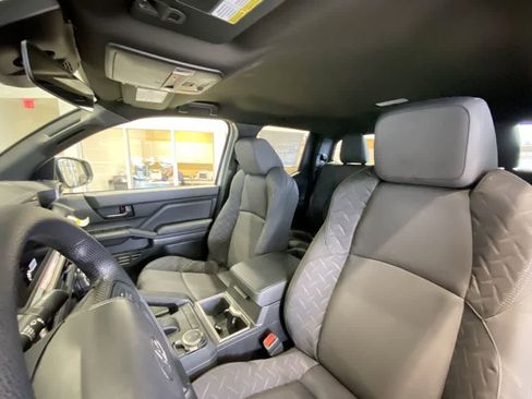 Used 2026 Toyota Tacoma SR5 image 13