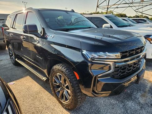 Used 2021 Chevrolet Tahoe Z71 w/ Luxury Package AWD/4WD image 1
