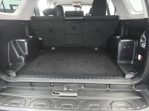 Used 2024 Toyota 4Runner TRD Off-Road image 8