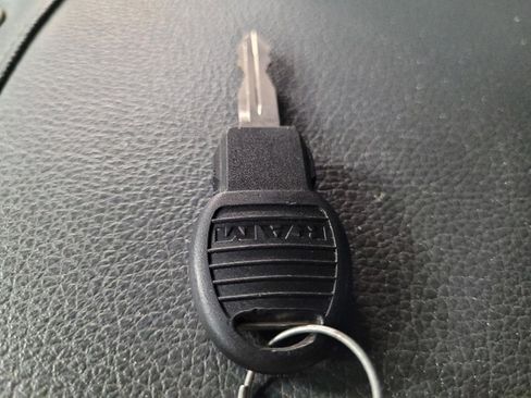Used 2019 RAM 1500 Tradesman RWD image 32
