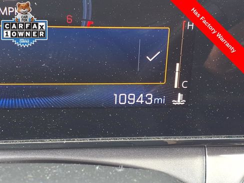 Used 2026 Chevrolet Trax ACTIV w/ Sunroof Package FWD image 25
