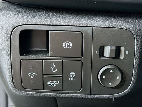 Used 2024 Hyundai Ioniq 6 SEL image 17