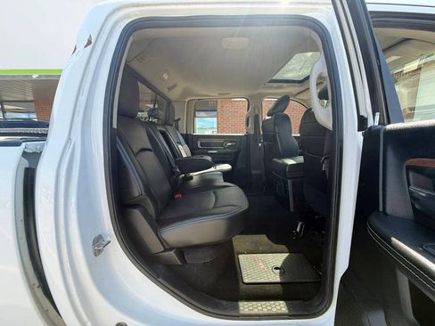 Used 2013 RAM 1500 Laramie w/ Convenience Group AWD/4WD image 17
