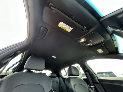 Used 2023 Kia Stinger GT-Line image 27