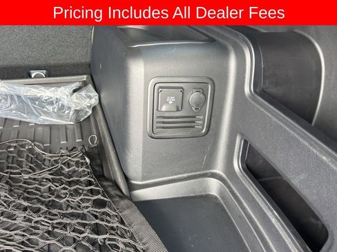Used 2024 Toyota 4Runner SR5 Premium w/ Moonroof Package AWD/4WD image 18