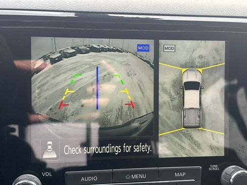 Used 2022 Nissan Frontier PRO-4X image 18