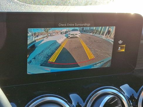 Certified 2023 Mercedes-Benz GLB 250 4MATIC image 14