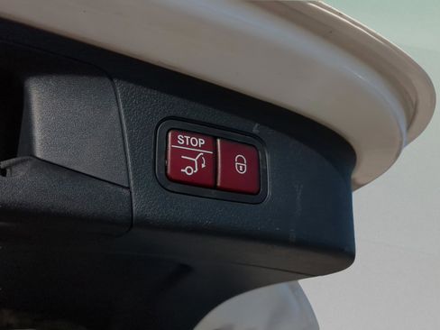 Certified 2026 Mercedes-Benz GLA 250 image 10