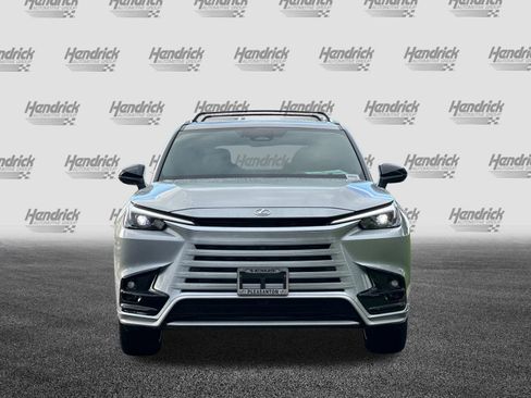 New 2026 Lexus TX 500h AWD image 3