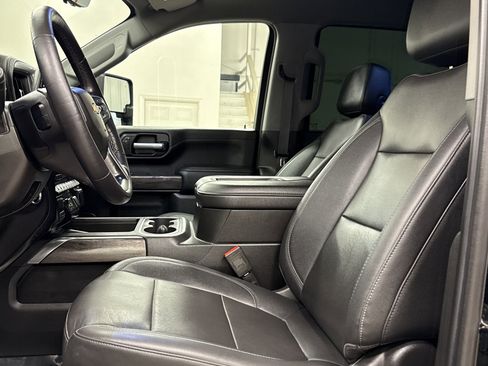 Used 2021 Chevrolet Silverado 2500 LTZ w/ LTZ Plus Package image 7