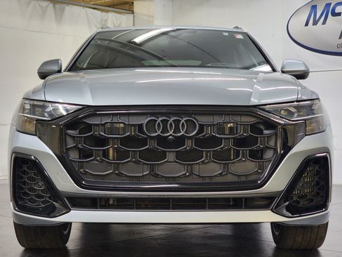 Used 2025 Audi Q8 Prestige AWD/4WD image 11