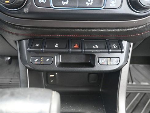 Used 2018 GMC Canyon All Terrain image 14