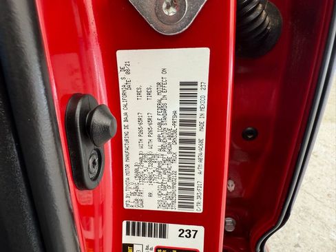 Used 2021 Toyota Tacoma TRD Sport w/ Technology Package RWD image 43
