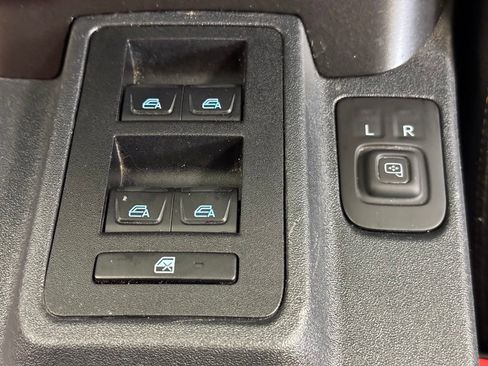 Used 2023 Ford Bronco Badlands w/ Sasquatch Package AWD/4WD image 39