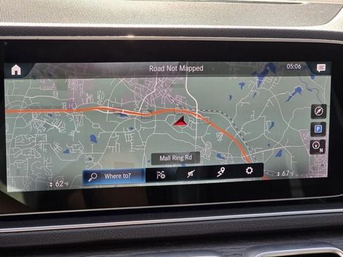 Used 2022 Mercedes-Benz GLE 350 4MATIC w/ Premium Package image 24